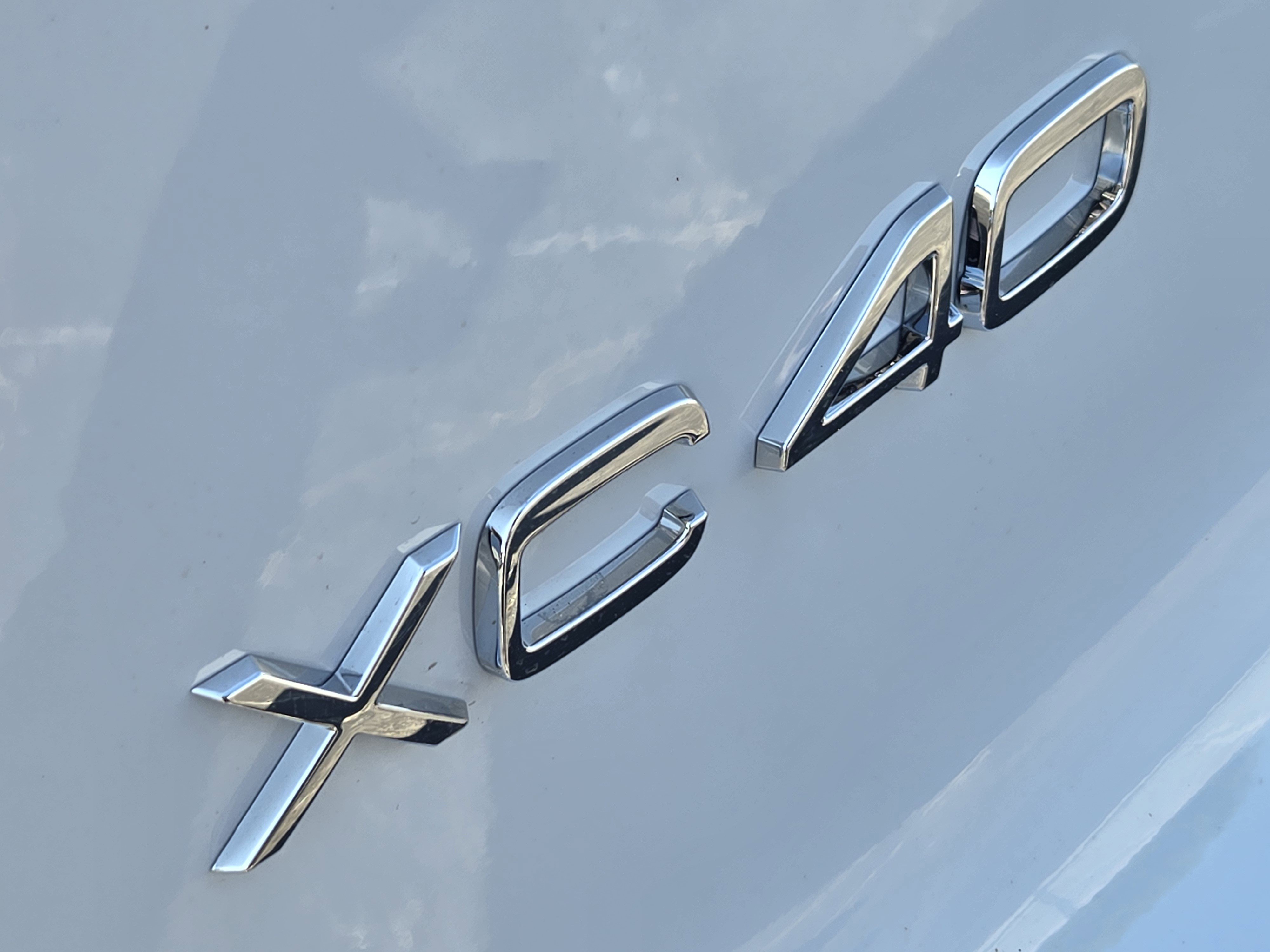 New 2026 Volvo XC40 B5 Plus w/ Protection Package Premier image 14