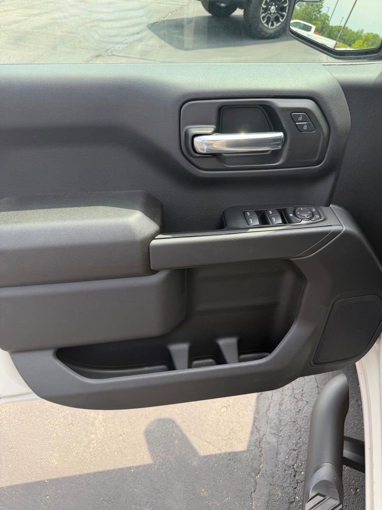 New 2026 Chevrolet Silverado 1500 Custom Trail Boss w/ Dark Appearance Package AWD/4WD image 11