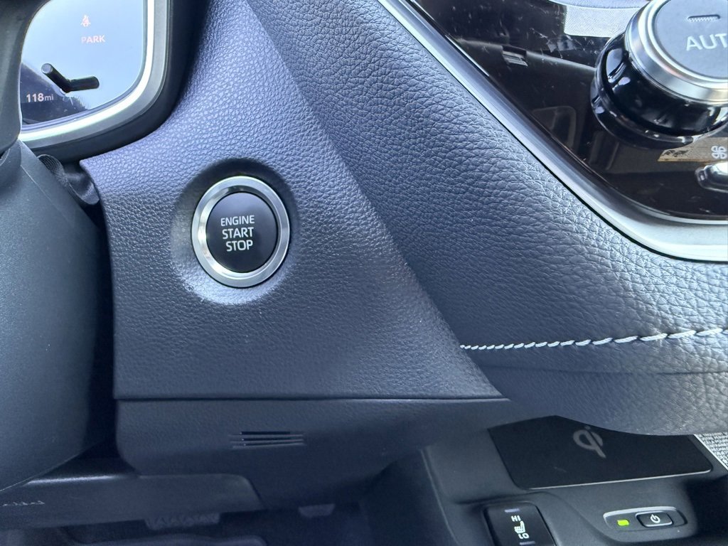 Certified 2025 Toyota Corolla XSE image 20