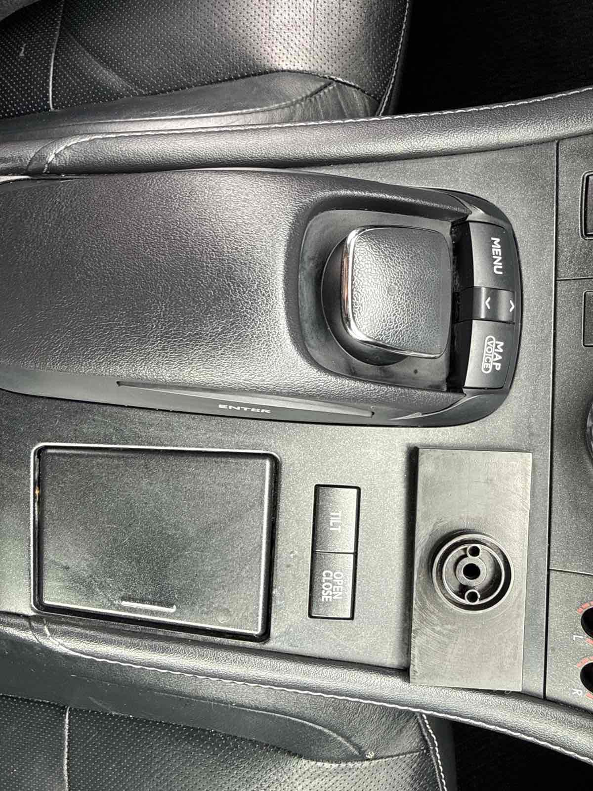 Used 2011 Lexus CT 200h Premium w/ Leather Pkg FWD image 32