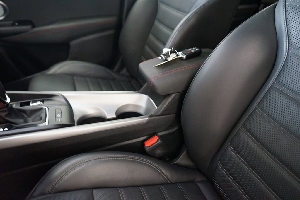 Used 2024 Dodge Hornet R/T Plus w/ R/T Blacktop Package AWD/4WD image 30