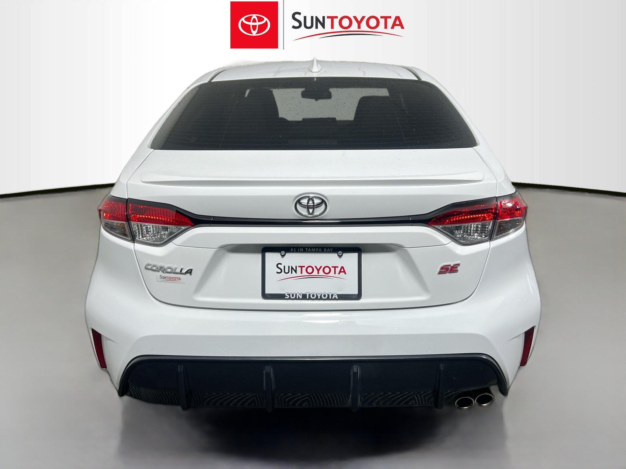 Used 2024 Toyota Corolla SE w/ SE Premium Package FWD image 5