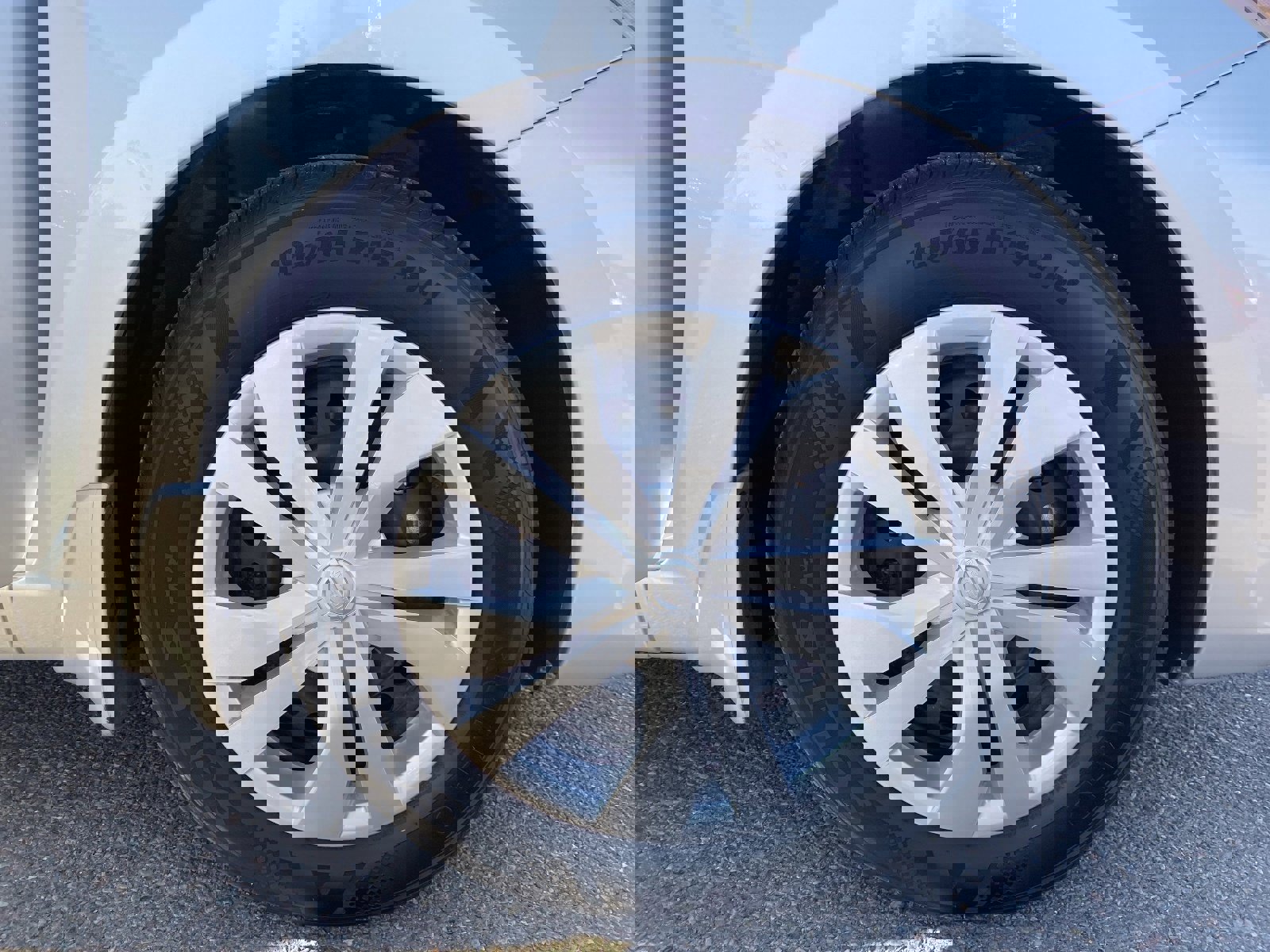 Certified 2025 Nissan Versa S w/ Trunk Package image 10