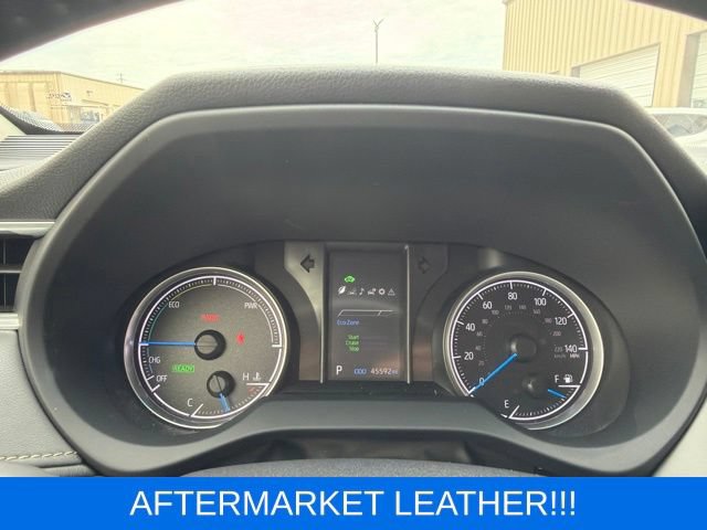 Used 2022 Toyota Venza LE AWD/4WD image 12