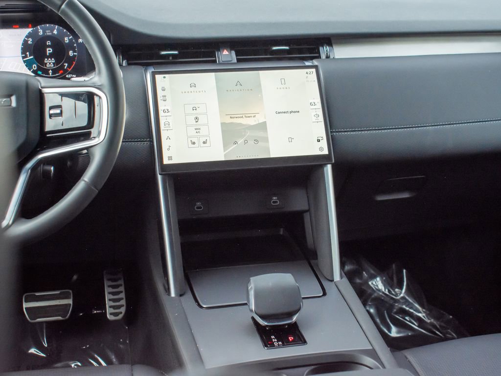 Certified 2024 Land Rover Discovery Sport Dynamic SE AWD/4WD image 21