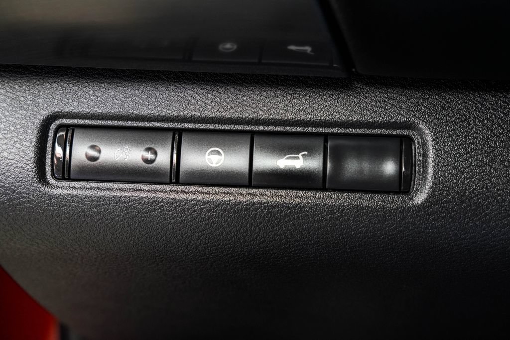 Used 2023 Nissan Pathfinder SL AWD/4WD image 41