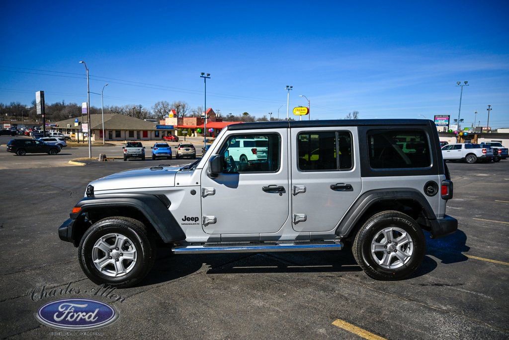Used 2023 Jeep Wrangler Unlimited Sport image 4