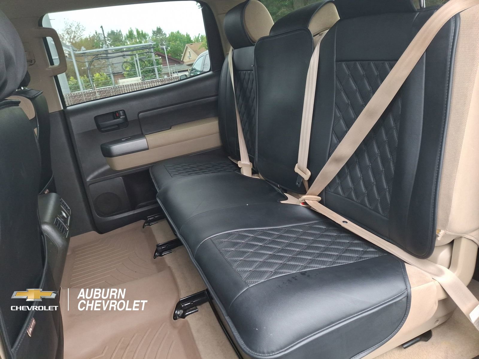 Used 2010 Toyota Tundra 4x4 CrewMax image 21