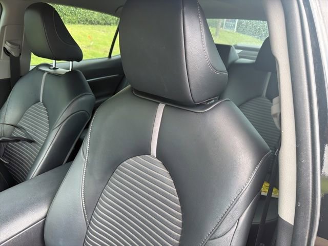 Used 2020 Toyota Camry SE FWD image 10