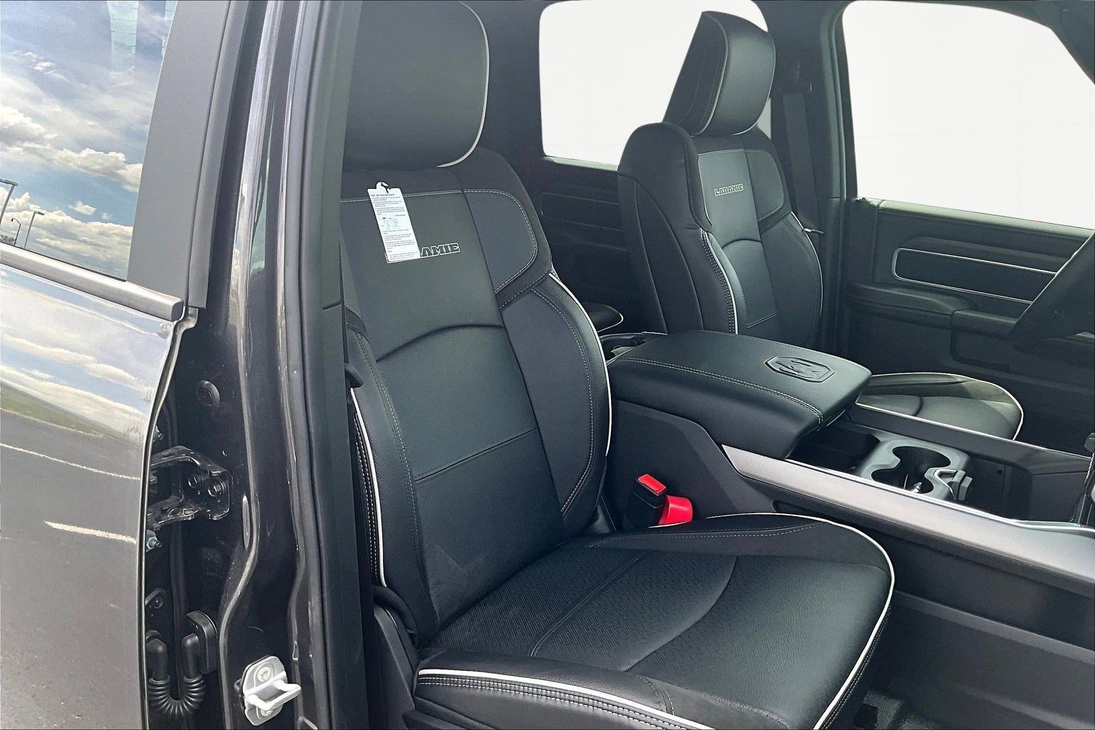New 2026 RAM 4500 4x4 Crew Cab DRW image 10