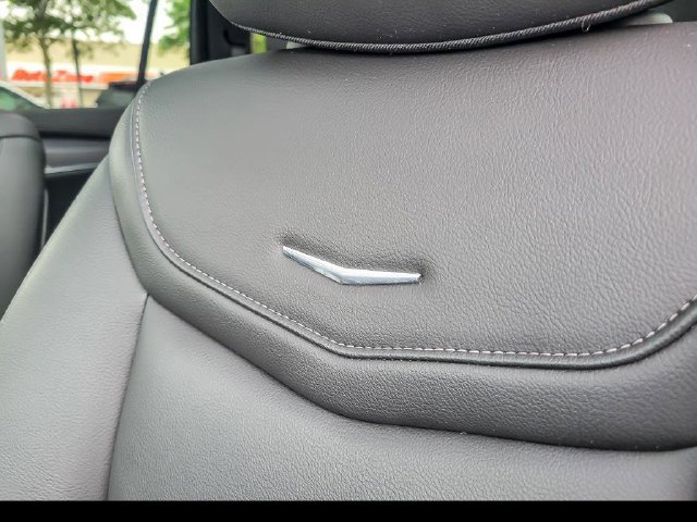 Certified 2023 Cadillac XT6 Luxury w/ LPO, Floor Liner Package AWD/4WD image 15