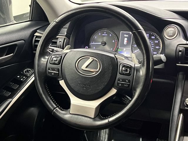 Used 2017 Lexus IS 200t RWD image 15