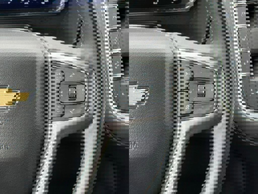 Used 2023 Chevrolet Suburban LT w/ Luxury Package AWD/4WD image 28