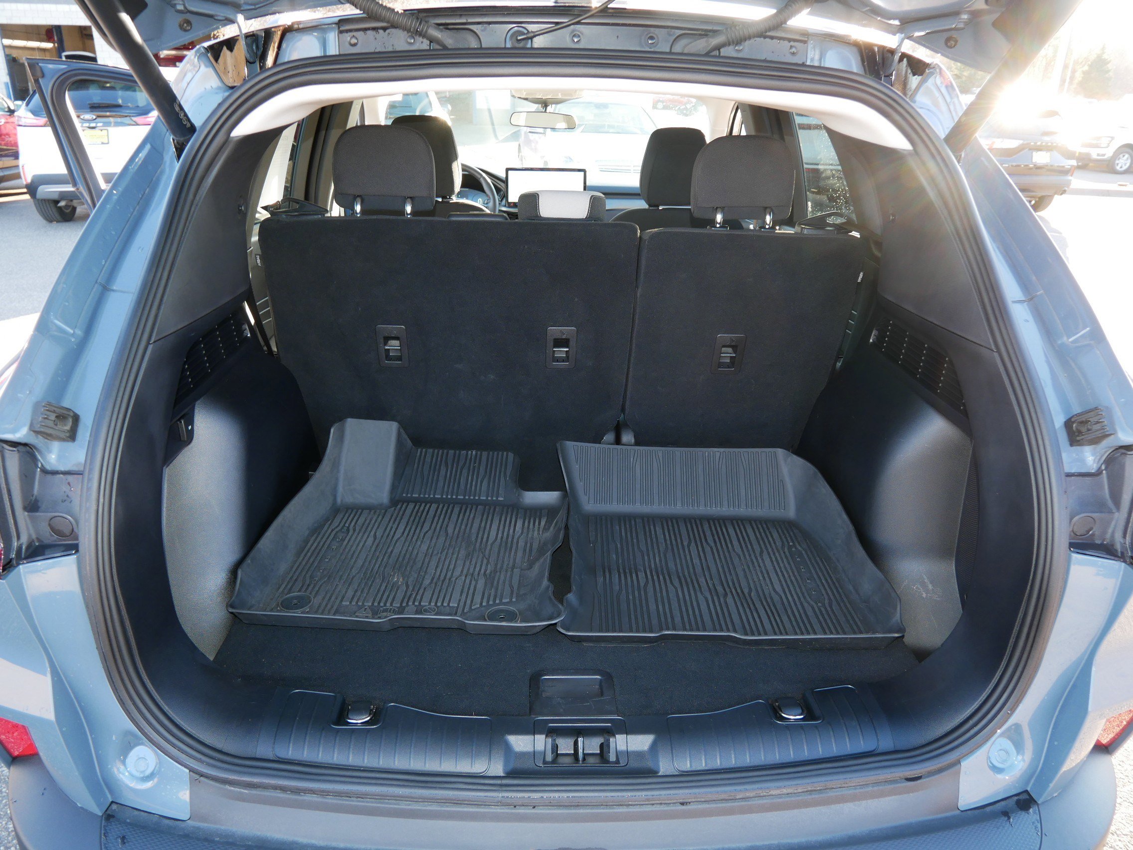 Used 2023 Ford Escape Active w/ Tech Pack #2 AWD/4WD image 18