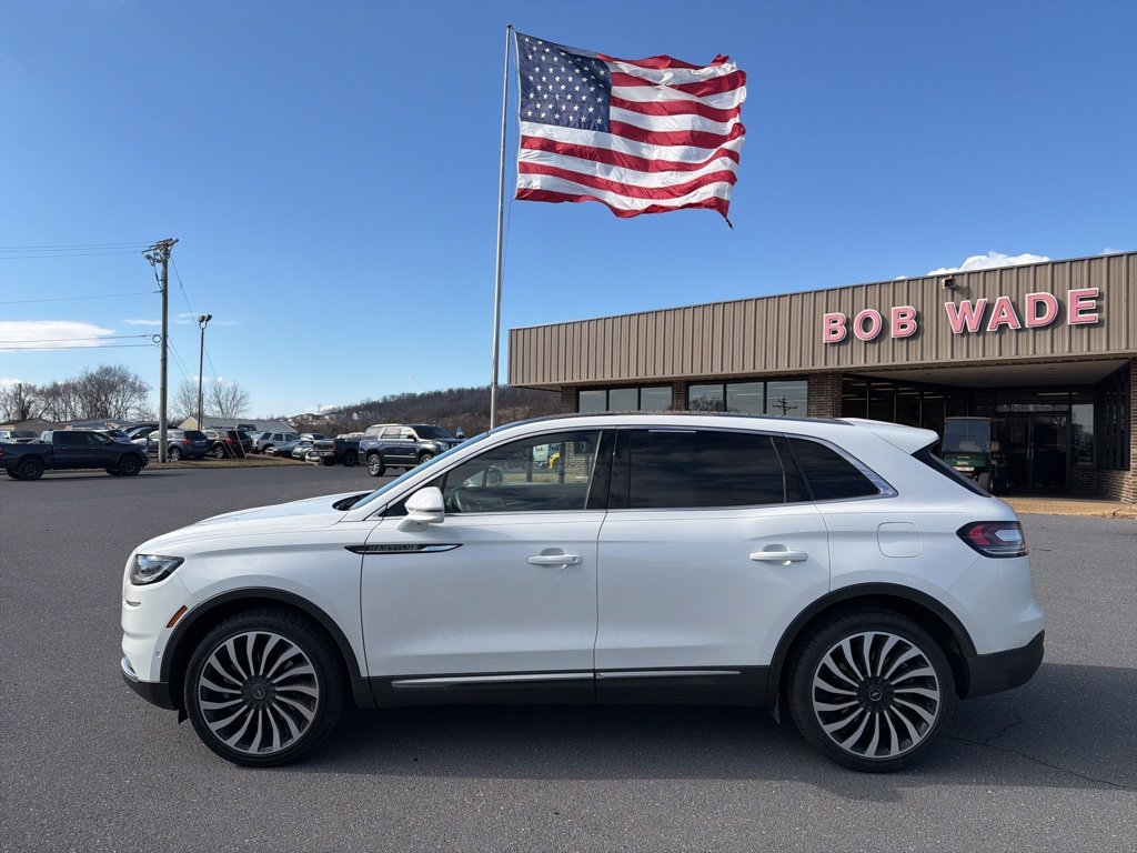 Certified 2022 Lincoln Nautilus Black Label w/ Class II Trailer Tow Package image 2