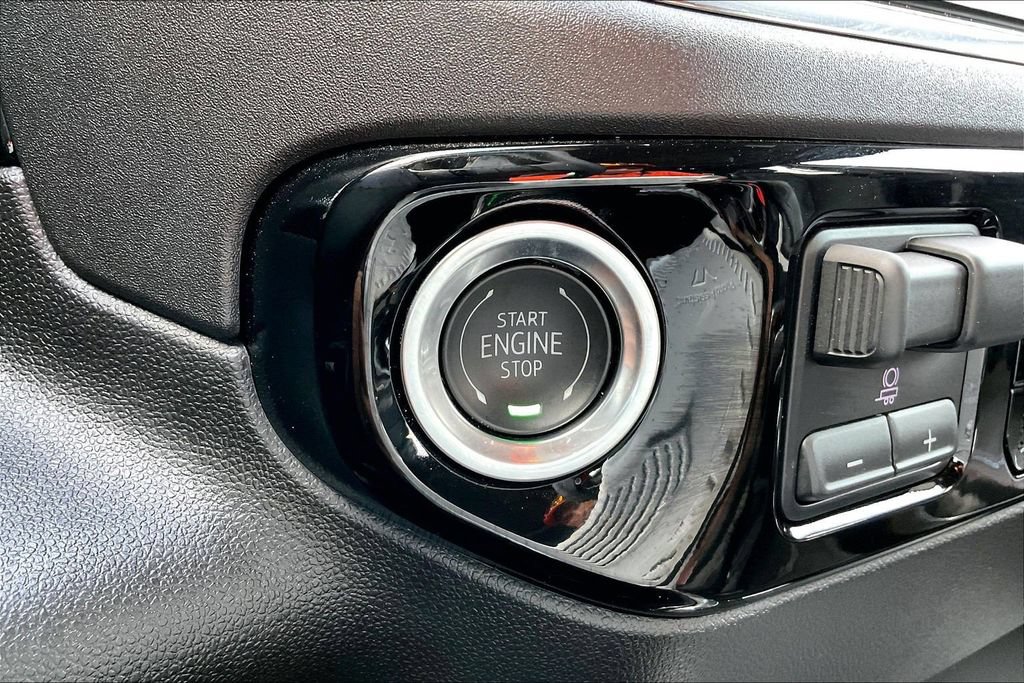 Used 2024 Chevrolet Silverado 1500 LTZ w/ LTZ Premium Texas Edition AWD/4WD image 24