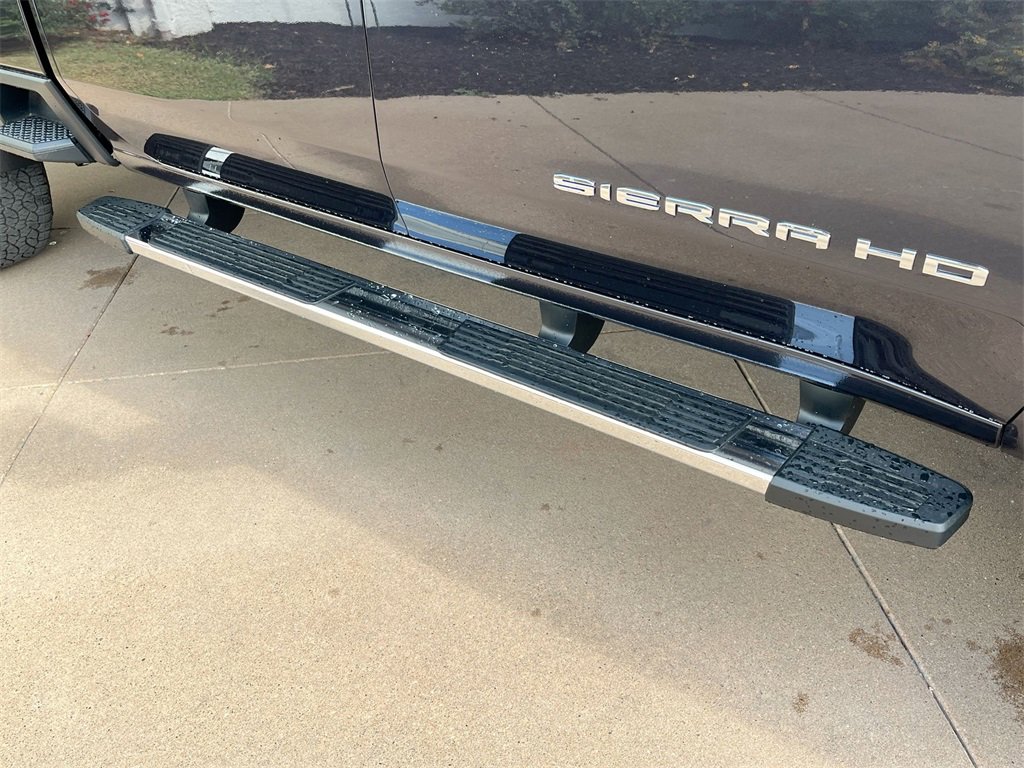 New 2026 GMC Sierra 3500 SLT w/ SLT Premium Package image 10