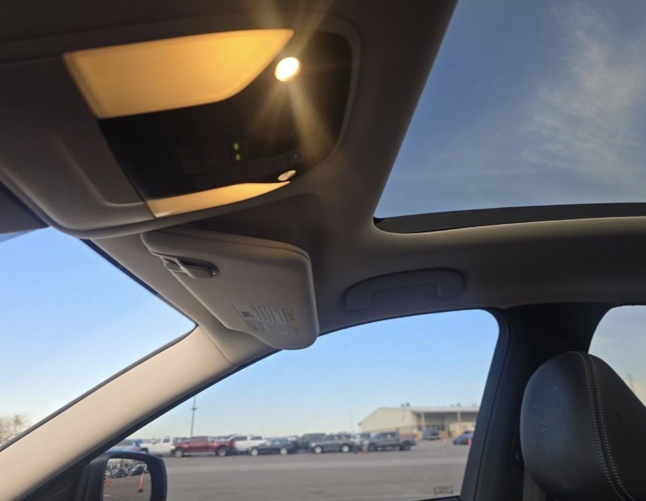 Used 2023 INFINITI QX50 Luxe image 11