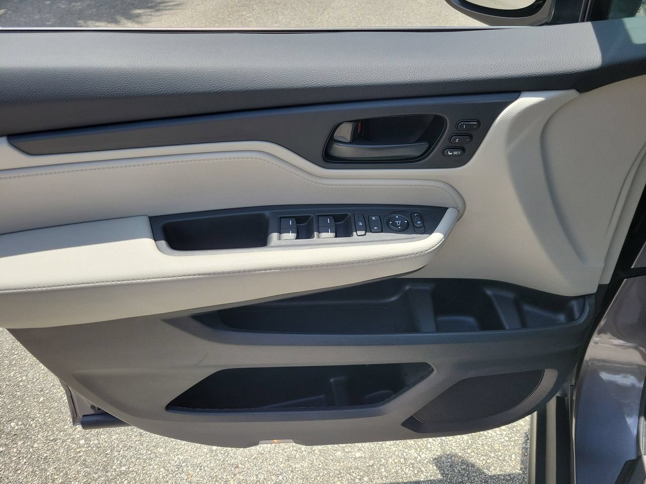 Used 2025 Honda Odyssey EX-L image 13