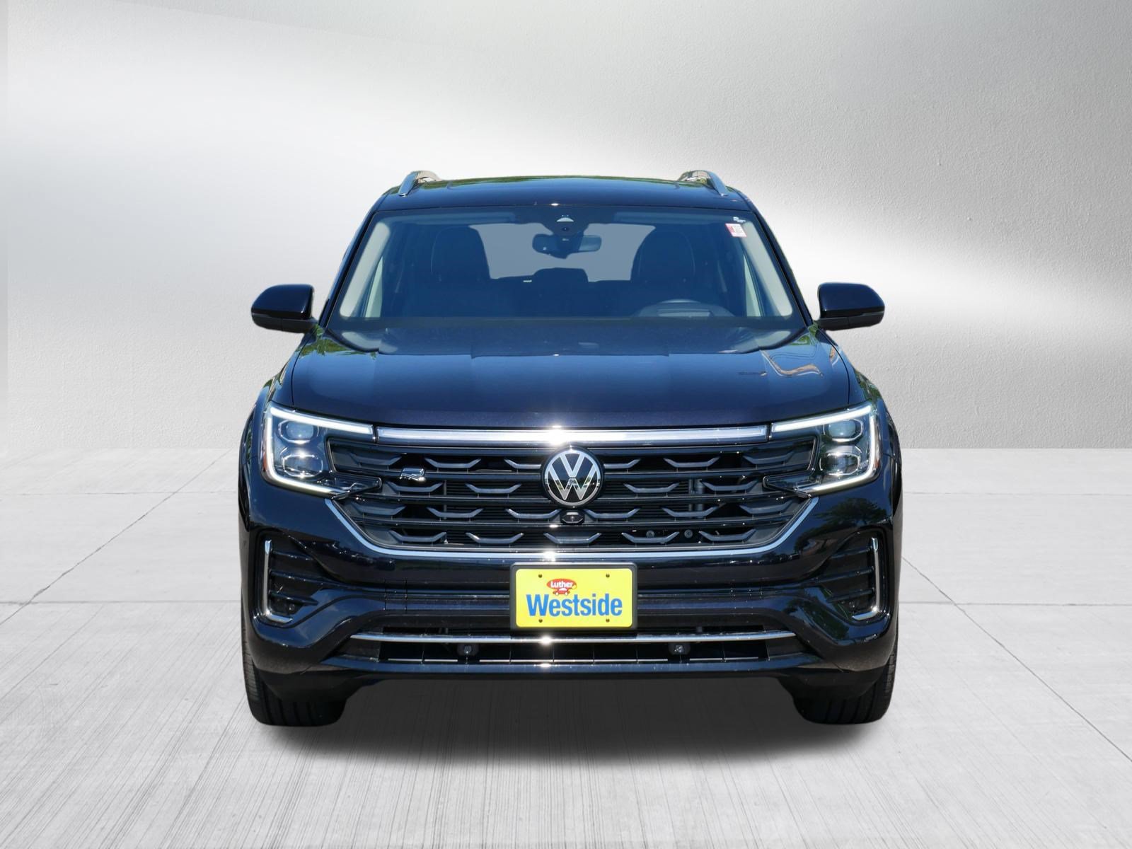 Certified 2026 Volkswagen Atlas SEL Premium R-Line AWD/4WD image 2