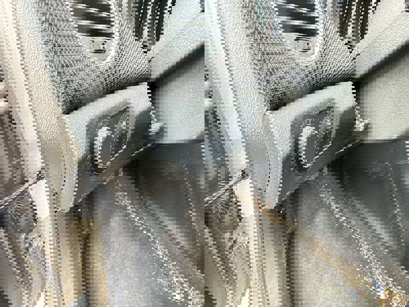 Used 2013 Chevrolet Cruze LT image 14