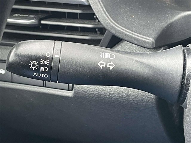 Used 2024 Nissan Altima 2.5 SV image 23