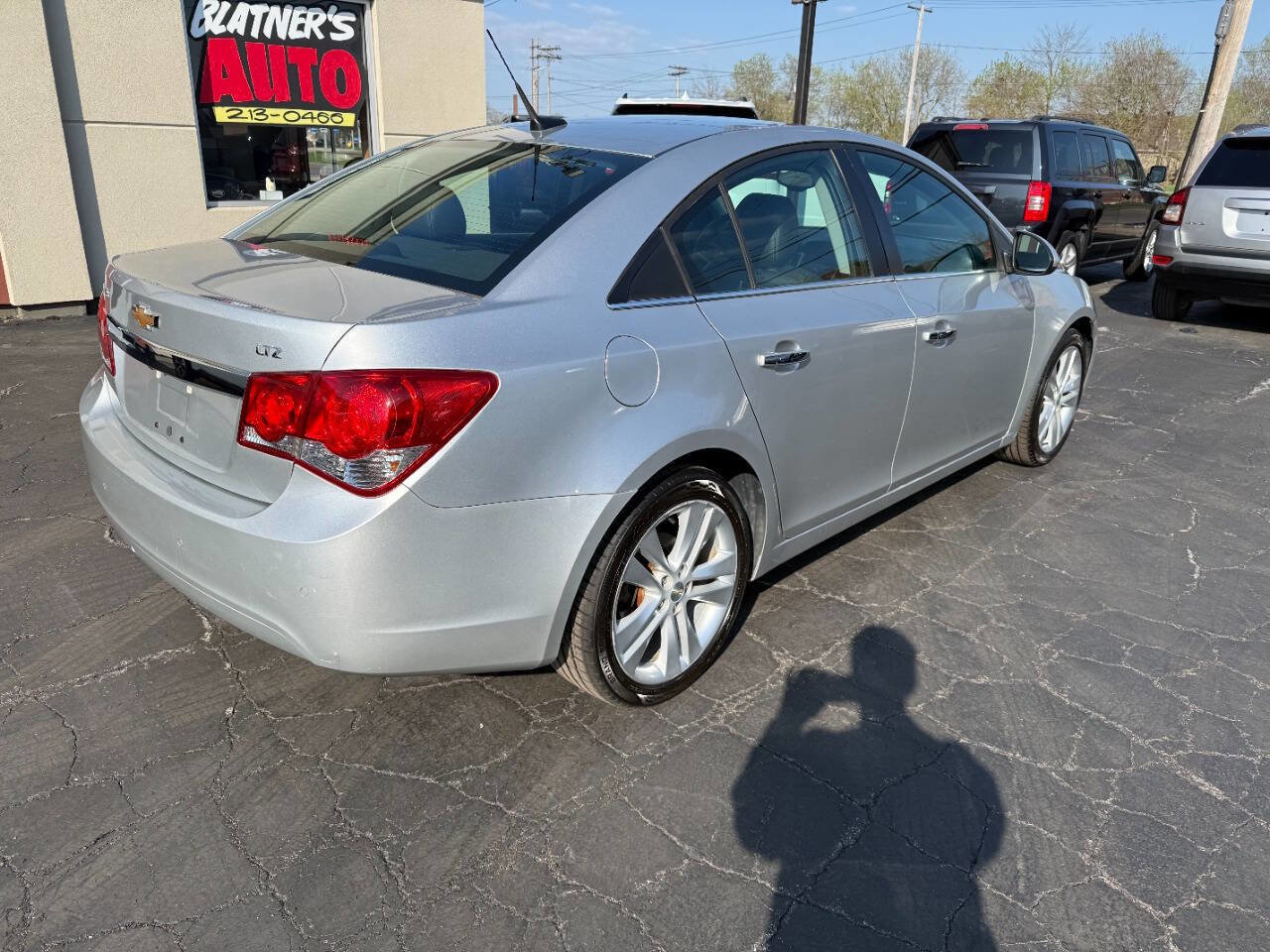 Used 2014 Chevrolet Cruze LTZ w/ Enhanced Safety Package FWD image 6