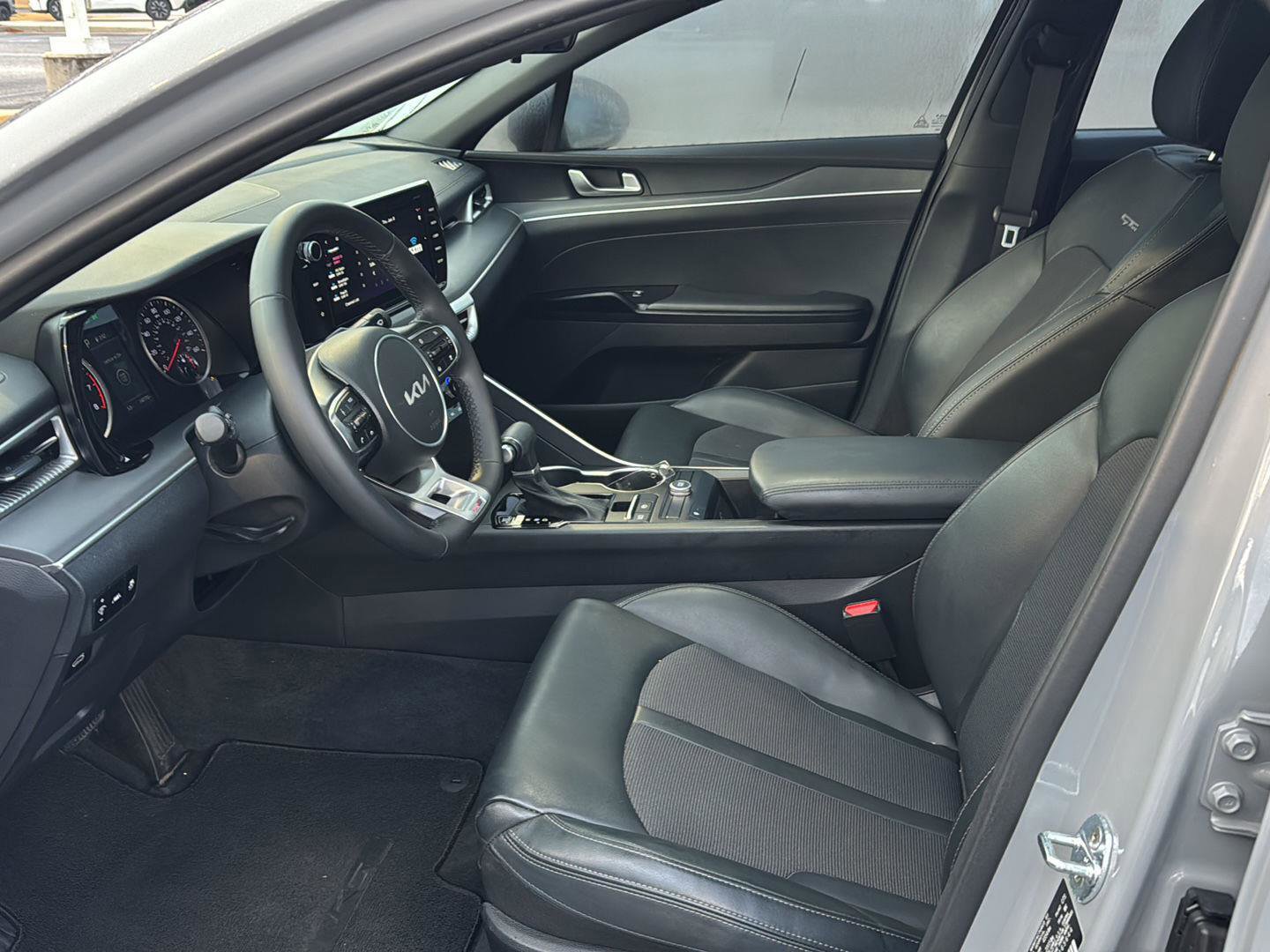 Used 2022 Kia K5 GT-Line w/ GT-Line FWD Premium Package image 8