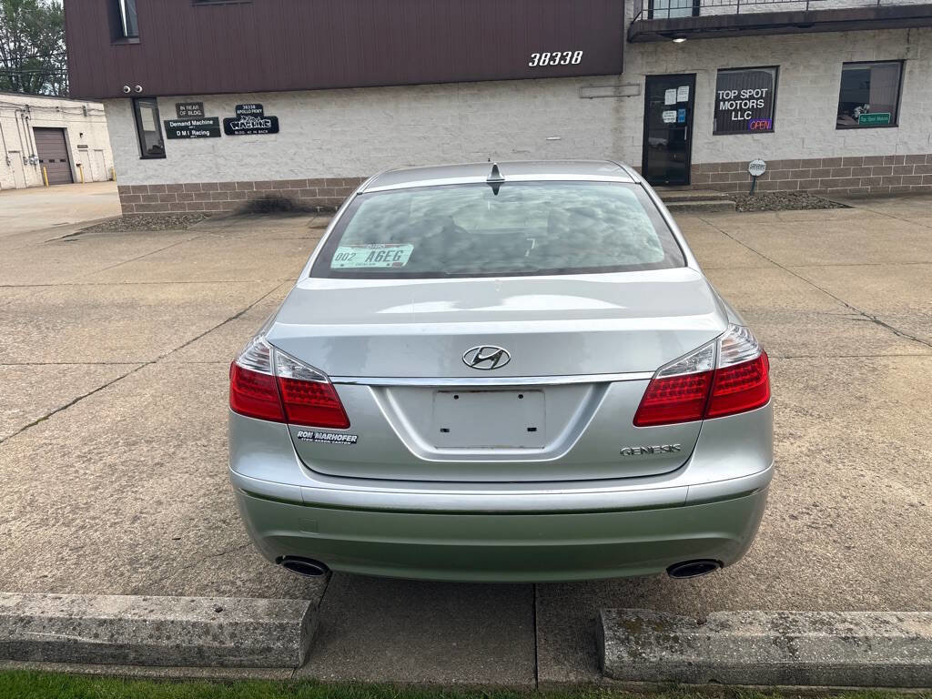 Used 2009 Hyundai Genesis 3.8 w/ Premium Plus Pkg 3 RWD image 6