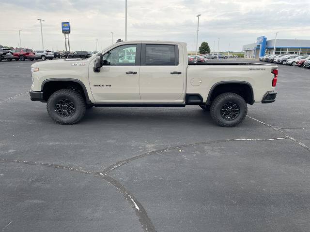 New 2026 Chevrolet Silverado 2500 ZR2 w/ ZR2 Bison Edition AWD/4WD image 2