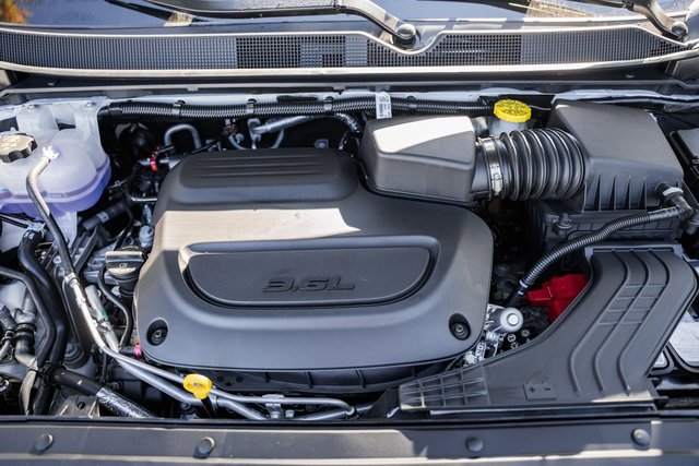 New 2026 Chrysler Pacifica Select image 19