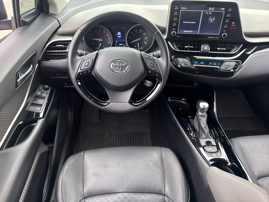 Used 2022 Toyota C-HR Limited FWD image 15