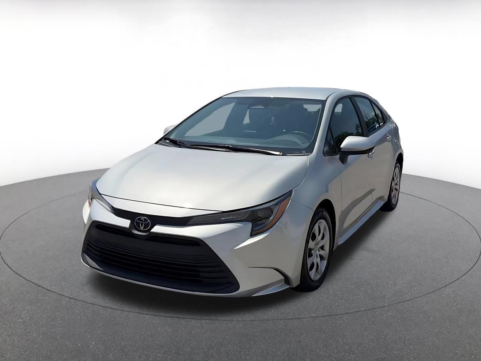 Used 2025 Toyota Corolla LE FWD image 6