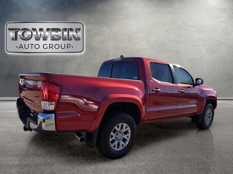 Used 2017 Toyota Tacoma SR5 RWD image 5