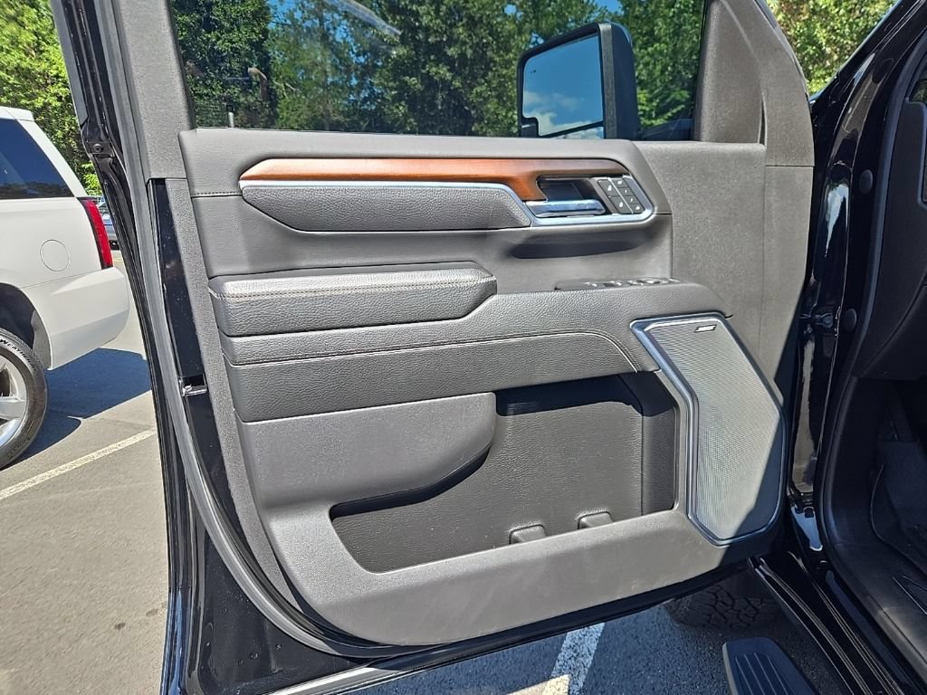 Used 2024 GMC Sierra 2500 Denali w/ Denali Reserve Package AWD/4WD image 16