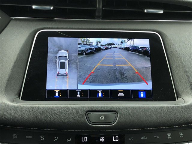 Certified 2022 Cadillac XT4 Premium Luxury w/ Enhanced Visibility Package image 24
