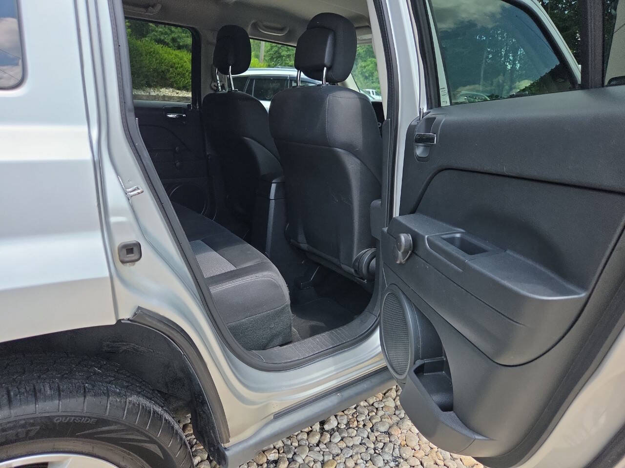 Used 2012 Jeep Patriot Sport w/ Tire & Wheel Group AWD/4WD image 15