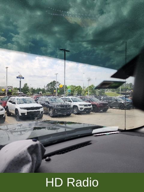 Used 2017 Chevrolet Silverado 1500 LT w/ All Star Edition AWD/4WD image 10
