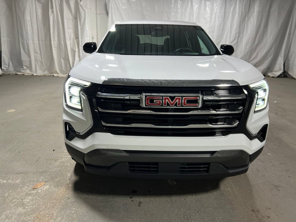 Used 2025 GMC Terrain Elevation FWD video 2