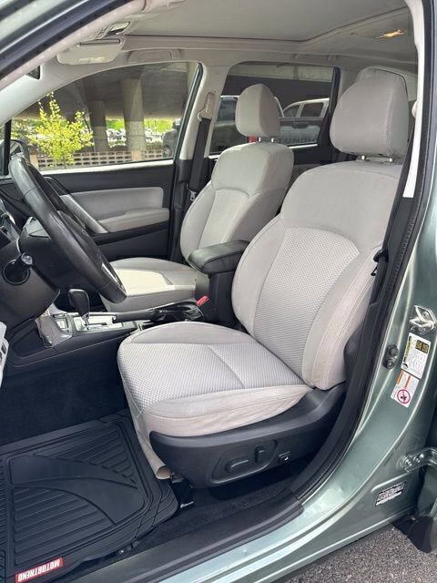 Used 2017 Subaru Forester 2.5i Premium w/ All-Weather Package AWD/4WD image 15