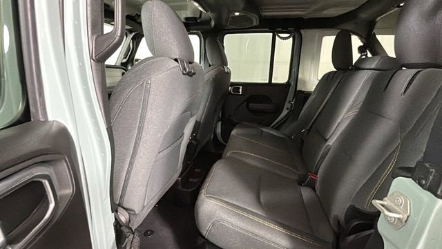 Used 2024 Jeep Wrangler Unlimited w/ Convenience Group AWD/4WD image 27