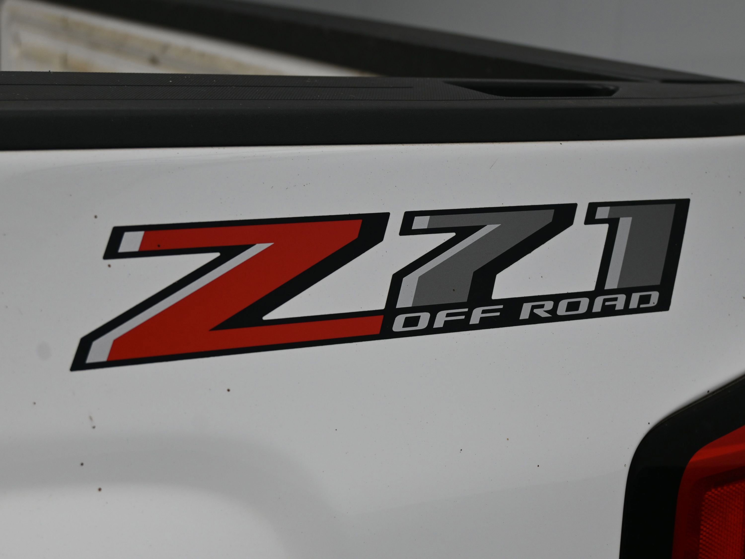 Used 2018 Chevrolet Silverado 2500 LTZ w/ Z71 Package, Off-Road image 15