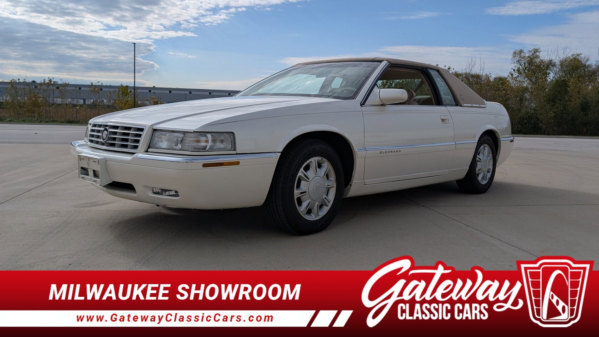 Used 1995 Cadillac Eldorado image 1