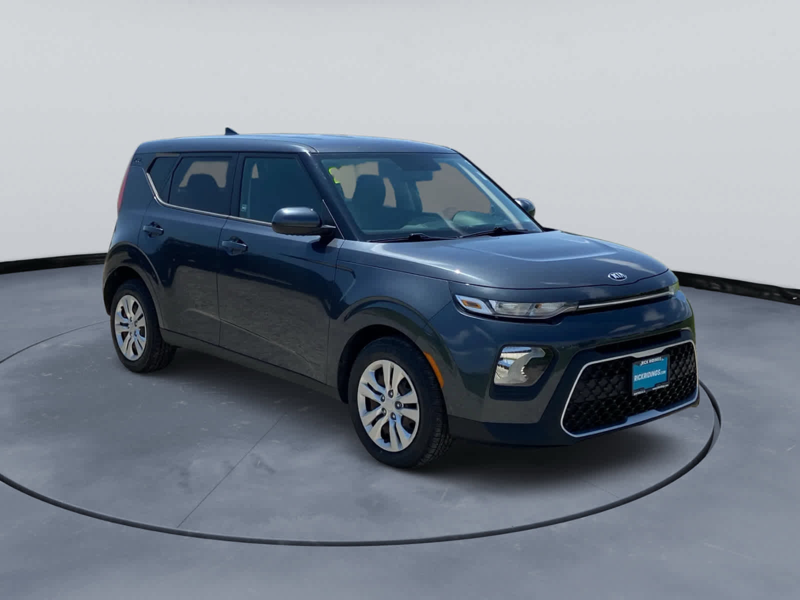 Used 2021 Kia Soul LX FWD image 2