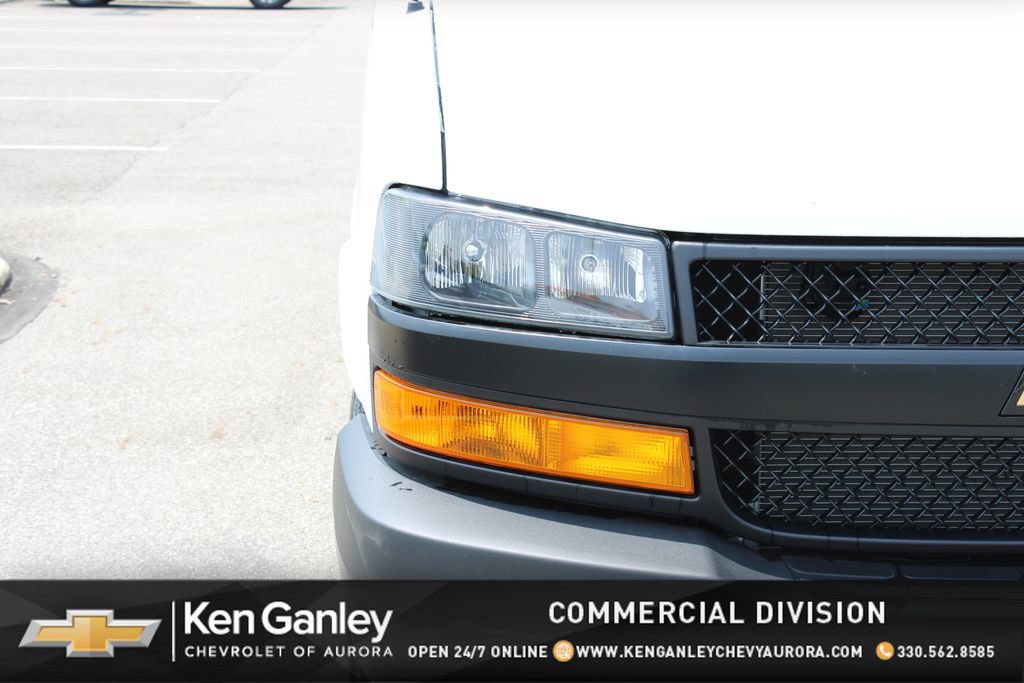 New 2026 Chevrolet Express 3500 Extended w/ Driver Convenience Package RWD image 3