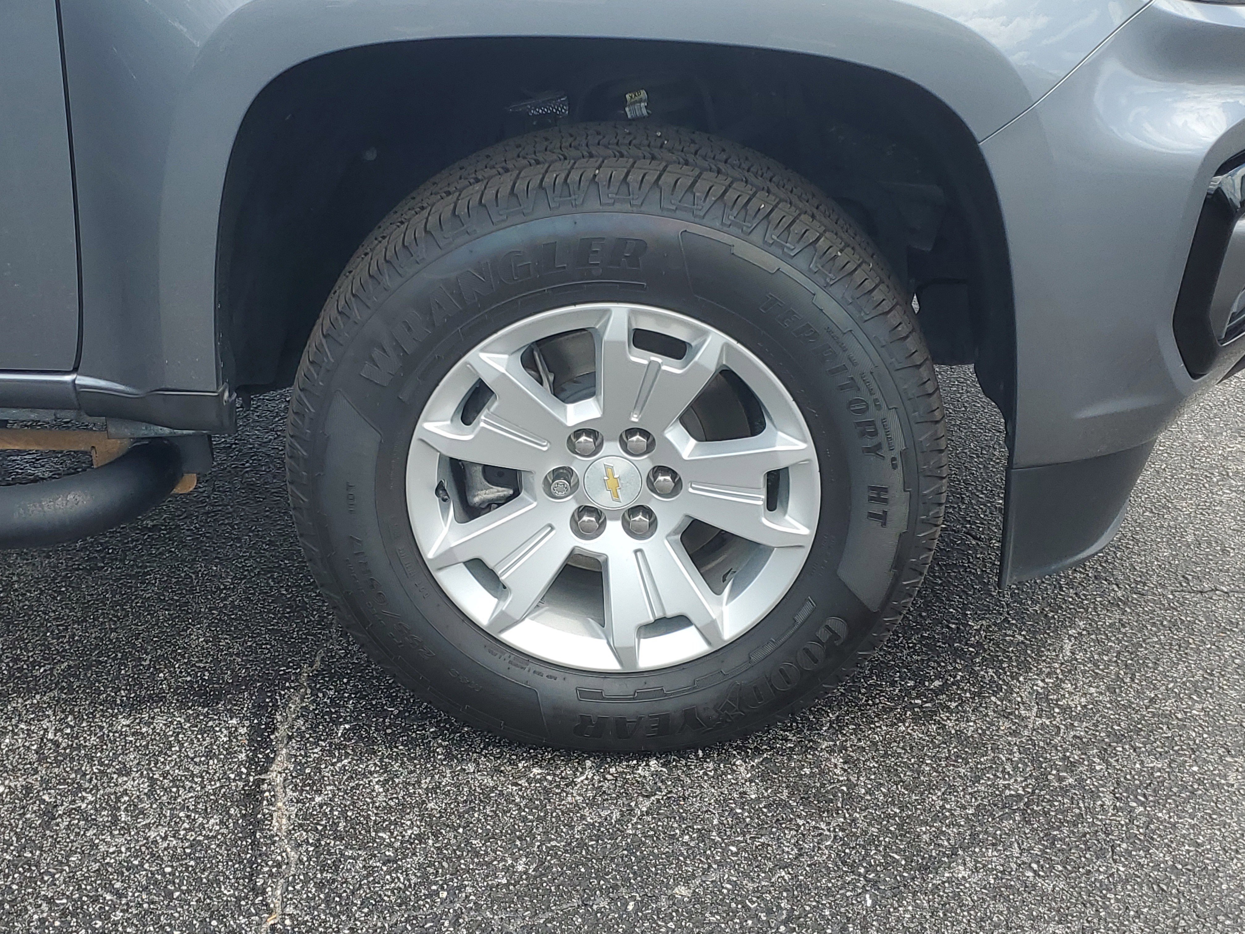 Used 2021 Chevrolet Colorado LT image 7