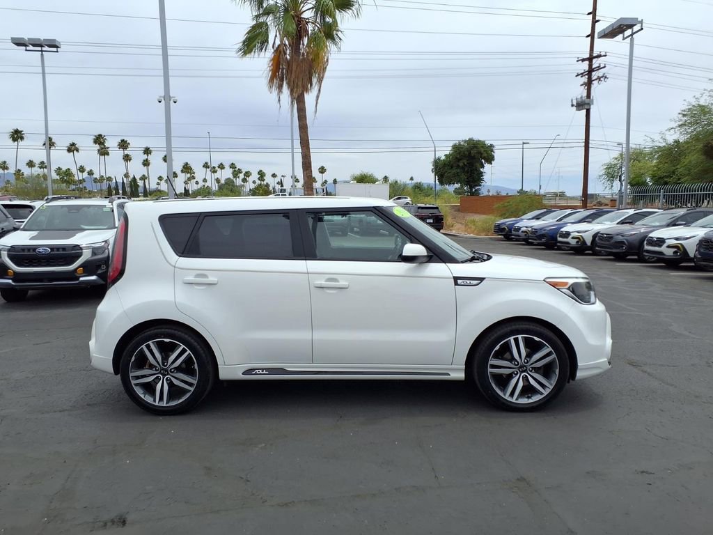 Used 2016 Kia Soul + w/ Soulful Package FWD image 9