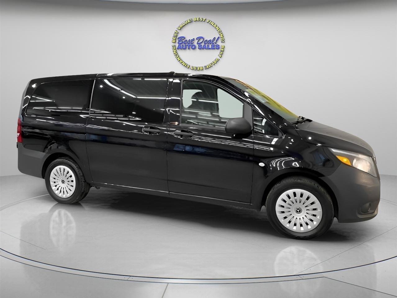 Used 2019 Mercedes-Benz Metris Passenger image 9