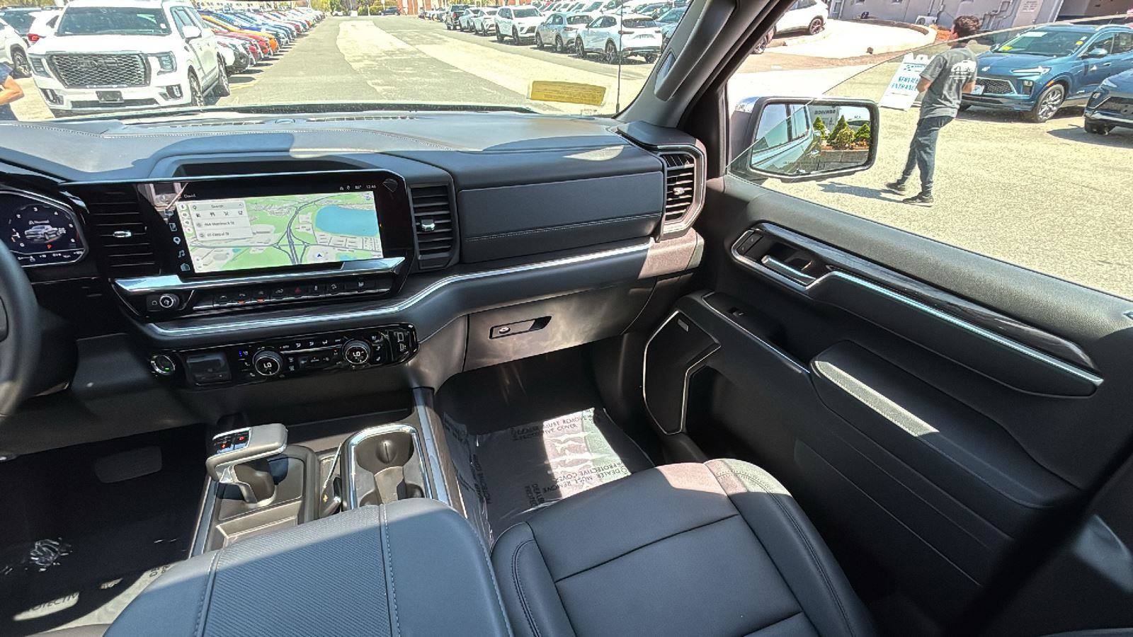 Used 2025 Chevrolet Silverado 1500 LTZ w/ LTZ Premium Package AWD/4WD image 29