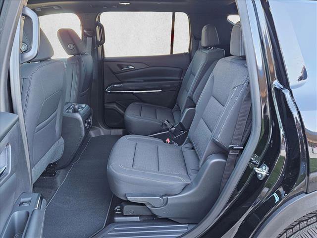 New 2026 Chevrolet Traverse LT w/ Sun and Wheel Package image 17